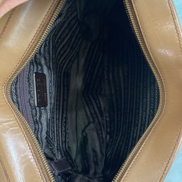 Prada leather back pack rare item, 100% authentic - Picture 6 of 14